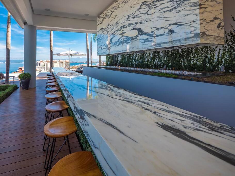 Luxury Oceanview Modern Condo プエルトバラータ エクステリア 写真